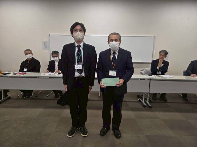 当番期から学校への寄付金贈呈